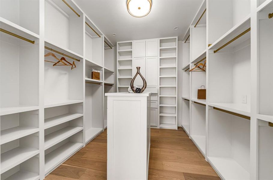 Furnished interior view inside a new home in , Gunter (Image 14). Furnished interior view inside a new home in , Gunter (Image 14).