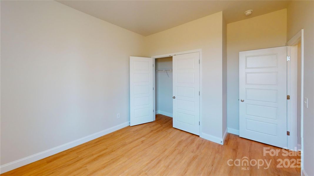 Spacious, unfurnished interior of a new home in , Cramerton (Image 12).