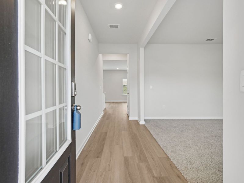 Spacious, unfurnished interior of a new home in Preserve at Mountain Creek, Pendergrass (Image 12).