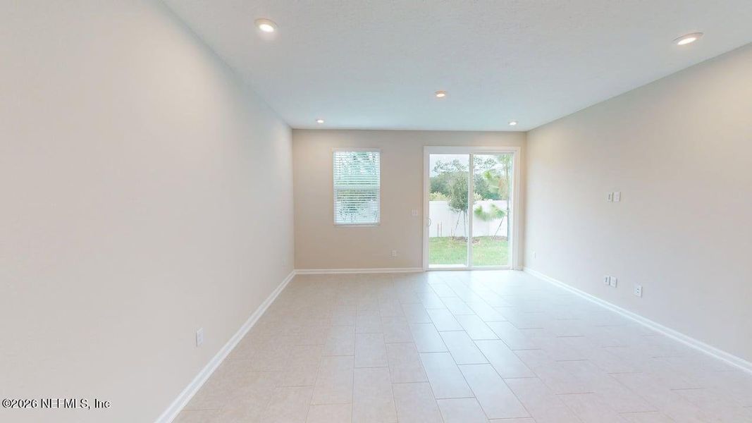 Spacious, unfurnished interior of a new home in Egret Creek, Jacksonville (Image 13). Spacious, unfurnished interior of a new home in Egret Creek, Jacksonville (Image 13).