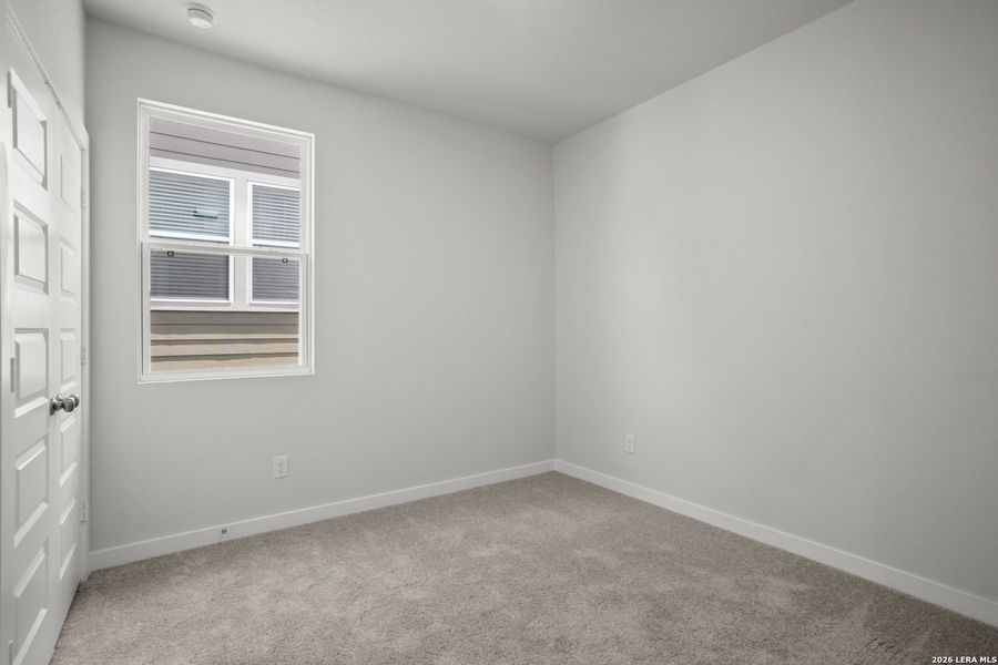 Spacious, unfurnished interior of a new home in Agave, San Antonio (Image 26).
