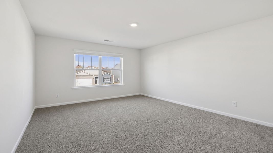 Spacious, unfurnished interior of a new home in Spring Ridge, Anderson (Image 28).