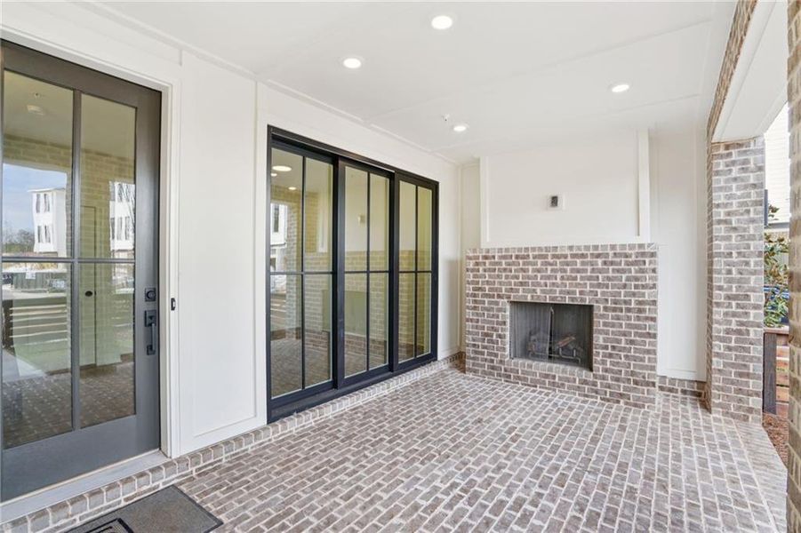 Exterior details and patio area of a home in IveyBrooke, Alpharetta (Image 4).