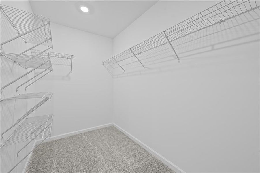 Spacious, unfurnished interior of a new home in Avery Ridge, Gainesville (Image 11).