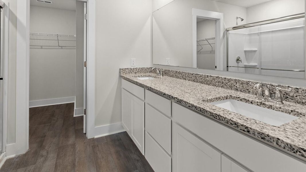 Furnished interior view inside a new home in Vineyard Trail, Jacksonville (Image 9).