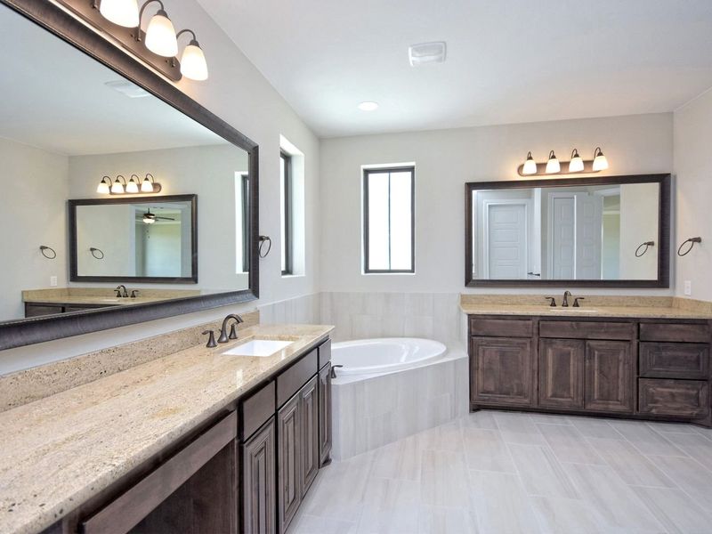 Representative furnished interior of a home built from the San Simeon I by Giddens Homes in Clearwater Ranch, Liberty Hill (Image 252).
