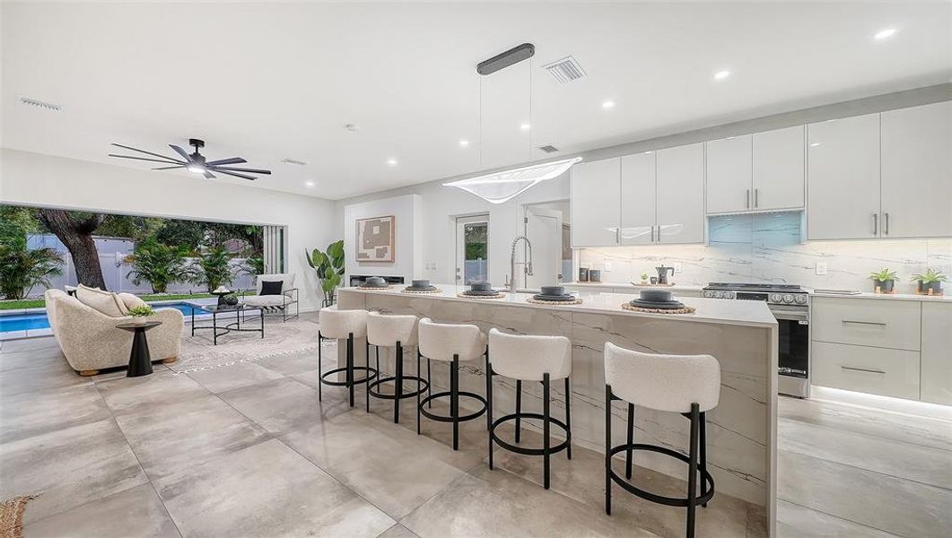 Furnished interior view inside a new home in , Sarasota (Image 45).