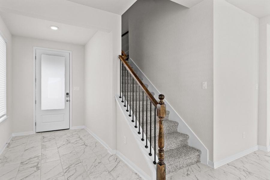 Representative unfurnished interior of a home built from the Walker by Beazer Homes in Veranda, San Antonio (Image 14).