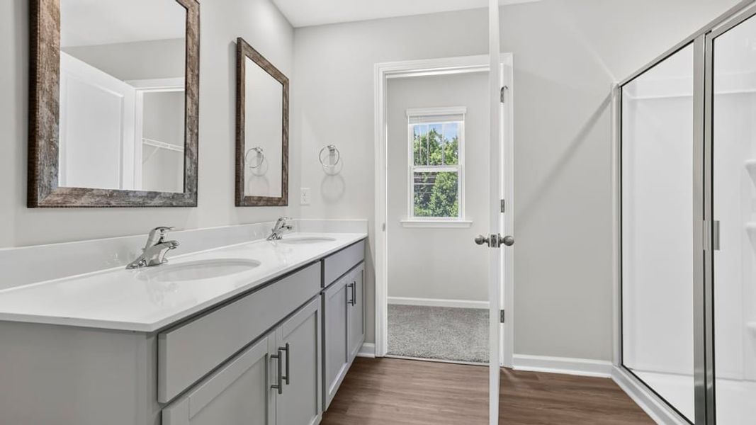 Furnished interior view inside a new home in Cascade Point, Seneca (Image 15).