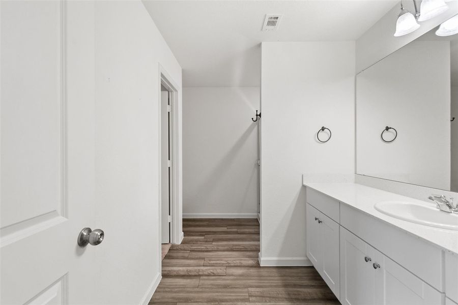 Furnished interior view inside a new home in Chapel Run, Montgomery (Image 8). Furnished interior view inside a new home in Chapel Run, Montgomery (Image 8).