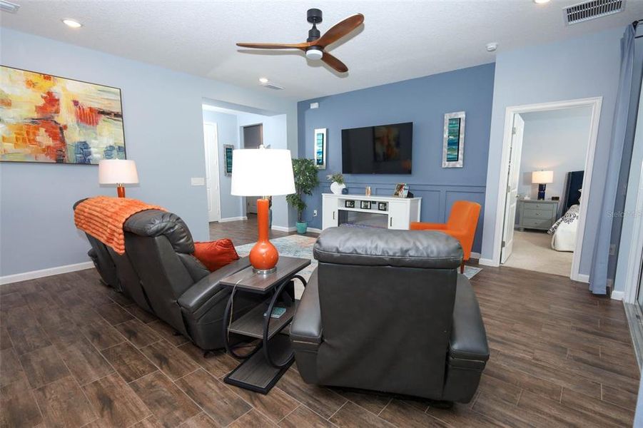 Furnished interior view inside a new home in , Mount Dora (Image 10).