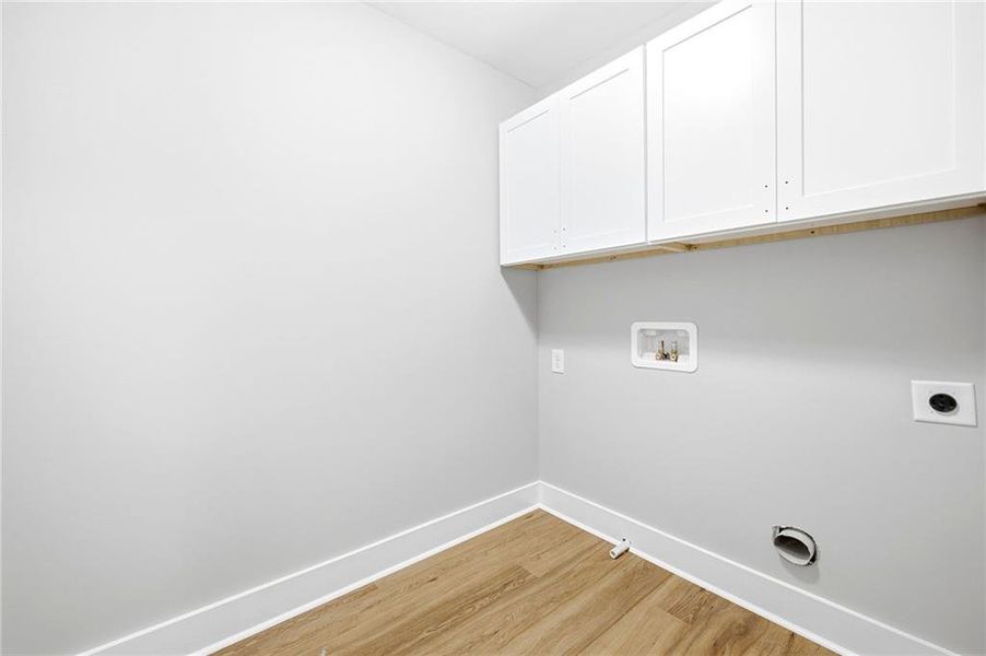 Spacious, unfurnished interior of a new home in , Mount Airy (Image 28).