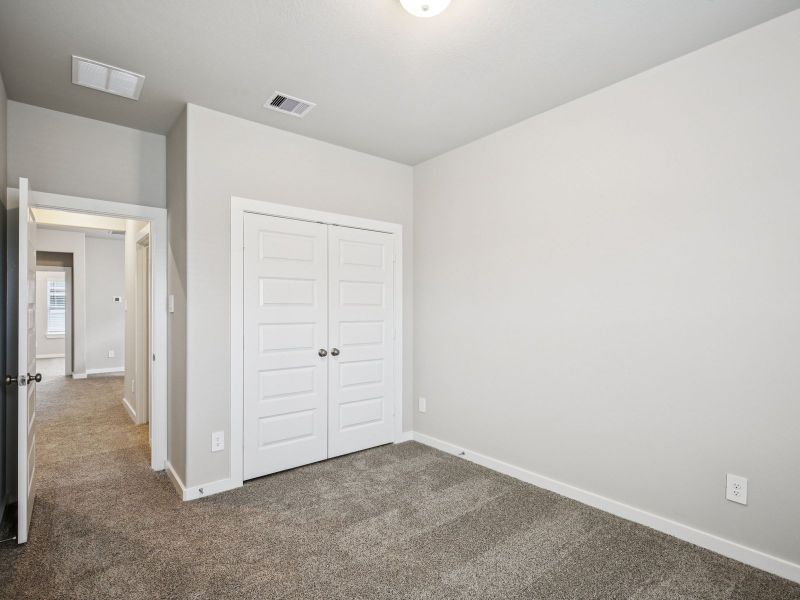 Spacious, unfurnished interior of a new home in Pinewood Trails - City Series, Atascocita (Image 16).