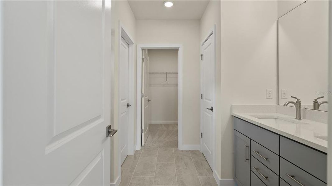 Furnished interior view inside a new home in Willowbrook North, Winter Haven (Image 9). Furnished interior view inside a new home in Willowbrook North, Winter Haven (Image 9).