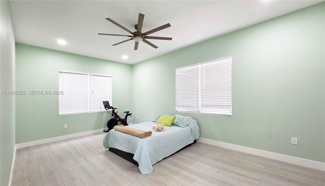 Furnished interior view inside a new home in , Clewiston (Image 13).