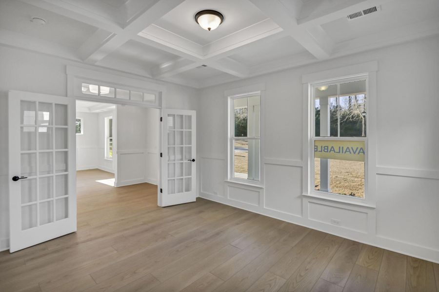 Spacious, unfurnished interior of a new home in Clubside Reserve at Summerlake, Lexington (Image 35).