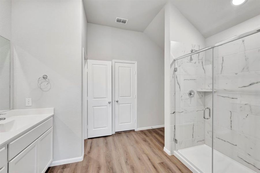 Furnished interior view inside a new home in Verandah, Royse City (Image 27). Furnished interior view inside a new home in Verandah, Royse City (Image 27).