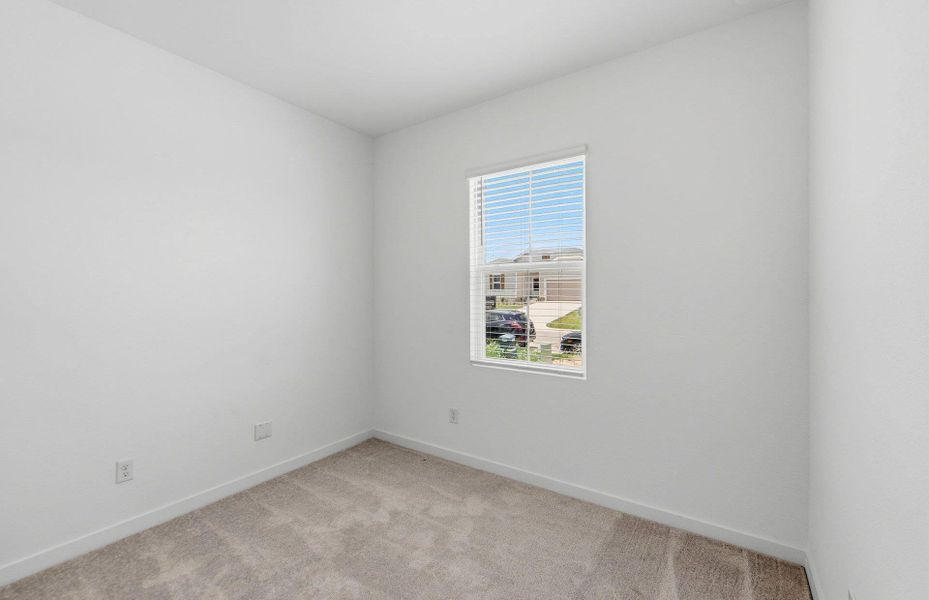 Spacious, unfurnished interior of a new home in Skyview, Belton (Image 34).