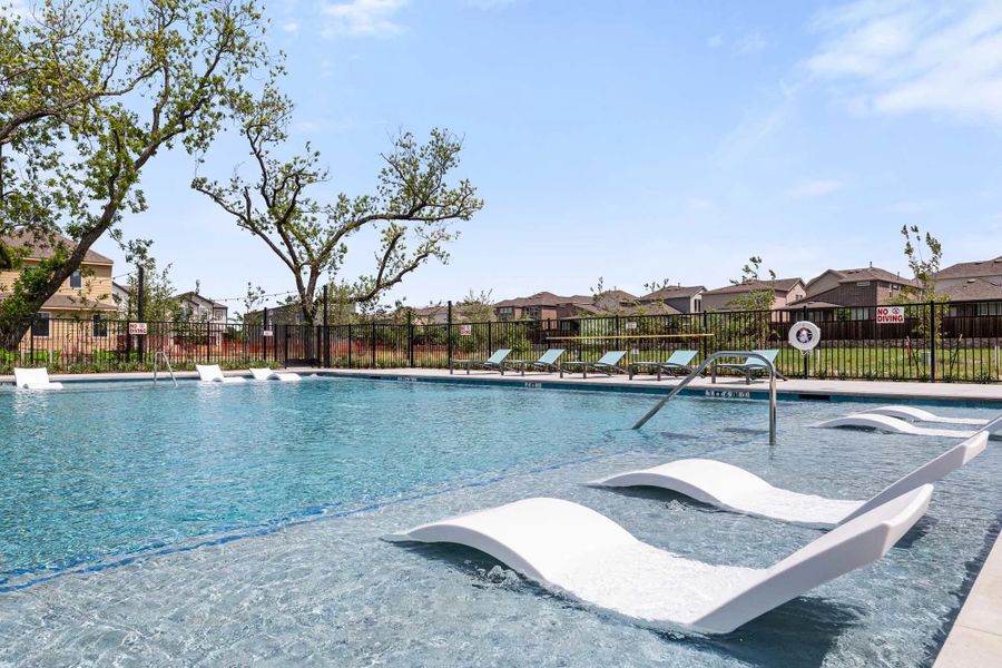 Sereno Oaks Pool