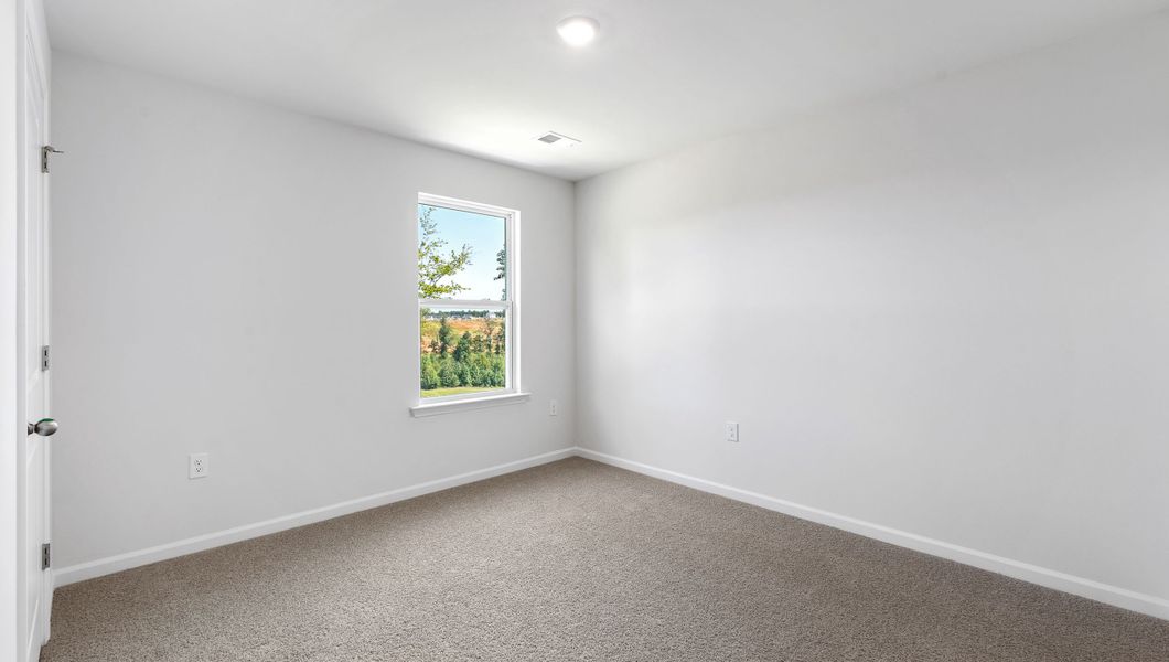 Spacious, unfurnished interior of a new home in Harrier Point, Woodruff (Image 27).