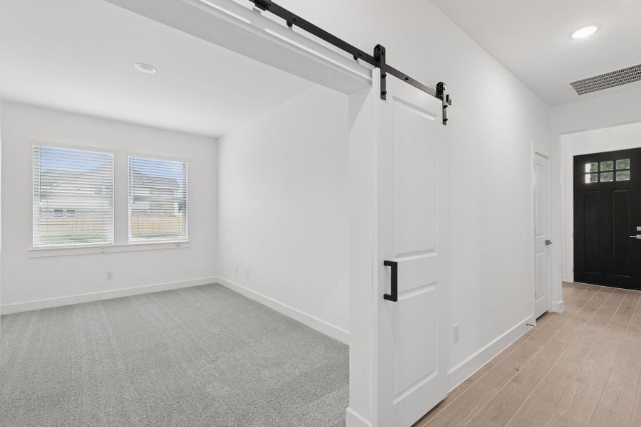 Lovely Home Office/Study Lovely Home Office/Study