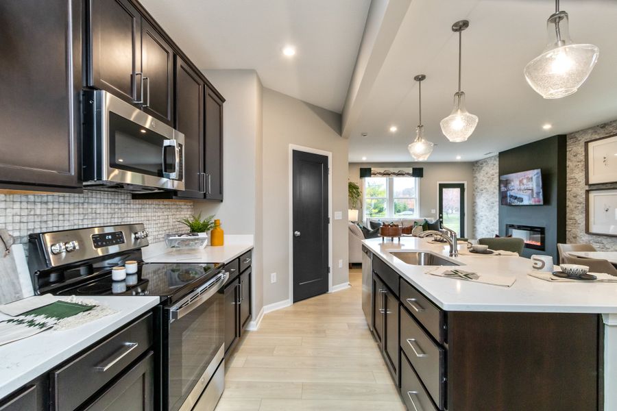 Representative furnished interior of a home built from the Wembley by Fischer Homes in Villas at Gold Creek, Dawsonville (Image 22).