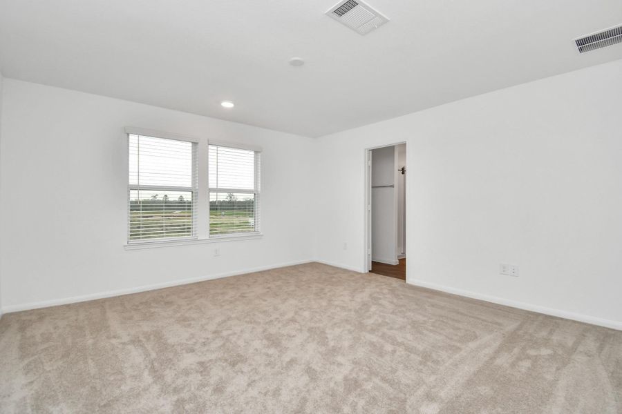 Spacious, unfurnished interior of a new home in Decker Farms, Magnolia (Image 25).