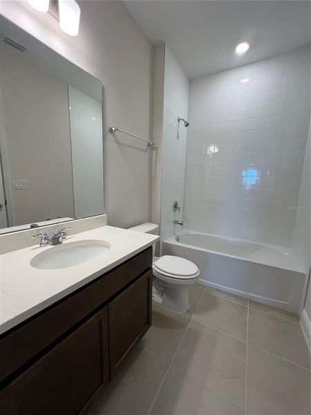 Furnished interior view inside a new home in Hills of Minneola, Minneola (Image 10).