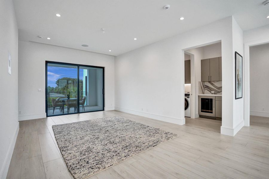 Spacious, unfurnished interior of a new home in , Delray Beach (Image 20).