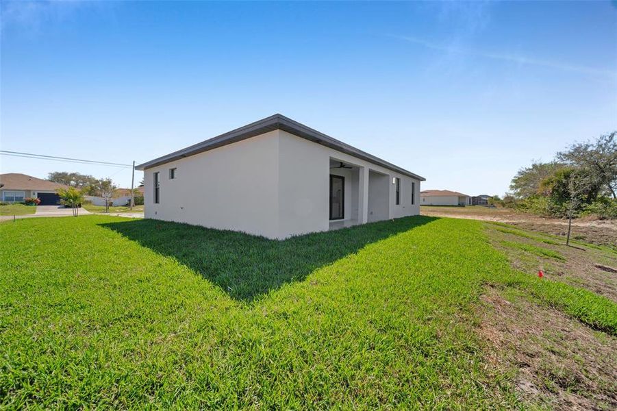 Exterior details and patio area of a home in , Cape Coral (Image 33). Exterior details and patio area of a home in , Cape Coral (Image 33).