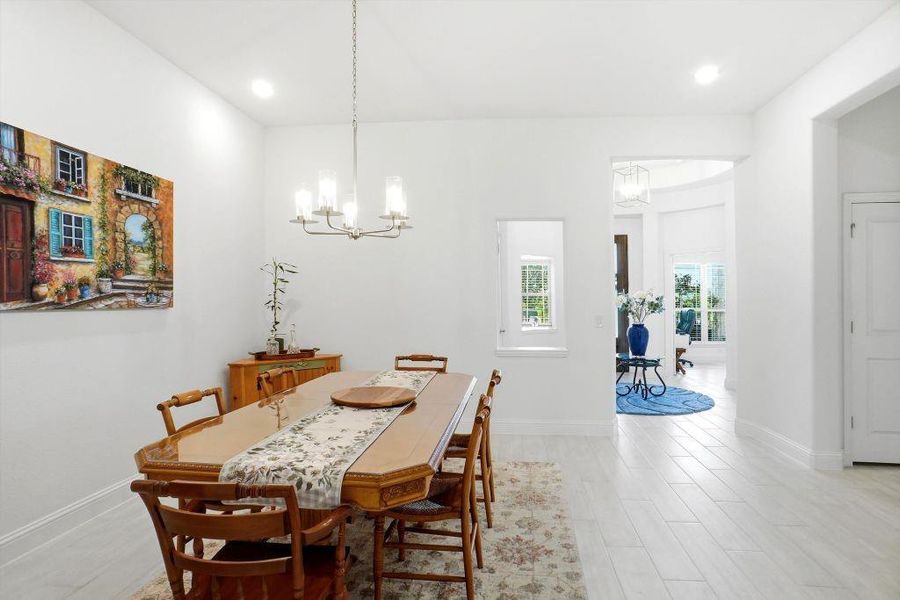 Furnished interior view inside a new home in Star Ranch, Godley (Image 9).