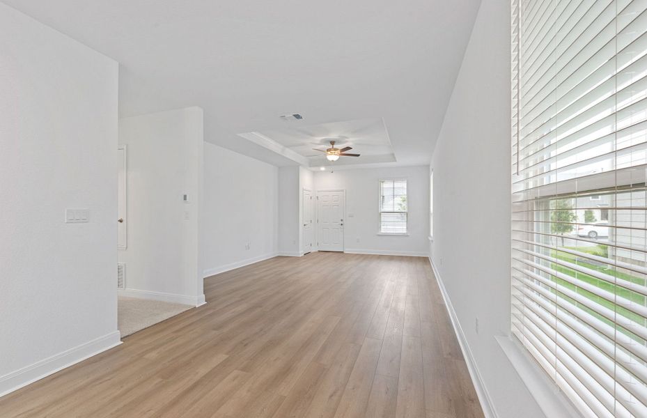 Spacious, unfurnished interior of a new home in Patterson Ranch, Georgetown (Image 11). Spacious, unfurnished interior of a new home in Patterson Ranch, Georgetown (Image 11).