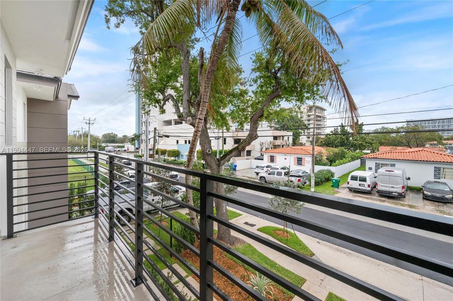 Exterior details and patio area of a home in , Miami (Image 4).