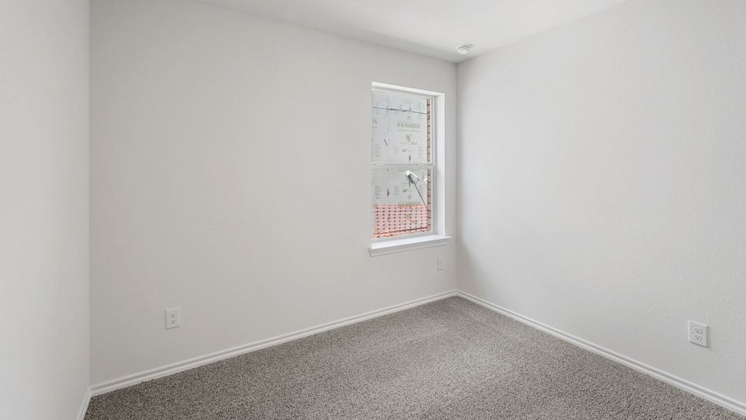 Spacious, unfurnished interior of a new home in Blaire Lake, Tyler (Image 23).