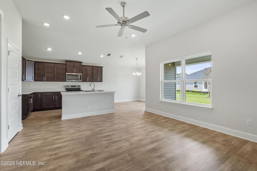Furnished interior view inside a new home in Summerglen, Jacksonville (Image 6). Furnished interior view inside a new home in Summerglen, Jacksonville (Image 6).