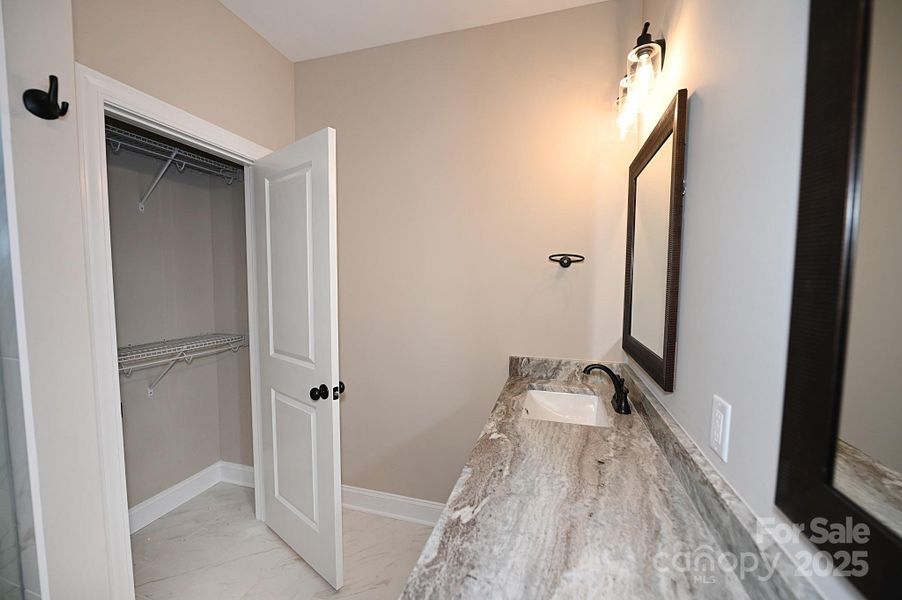 Image 28 of a home in .