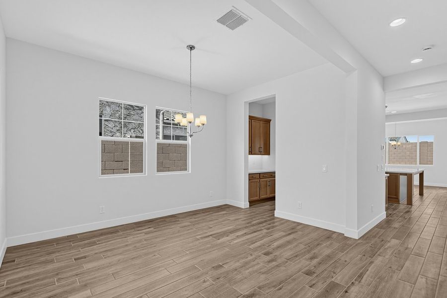 Spacious, unfurnished interior of a new home in Verdin, Phoenix (Image 19).