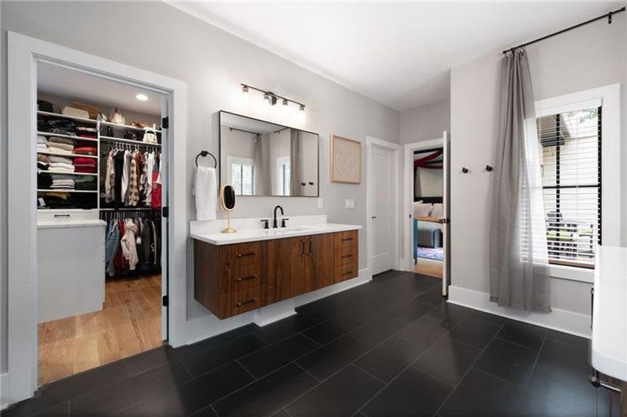 Furnished interior view inside a new home in , Atlanta (Image 8).