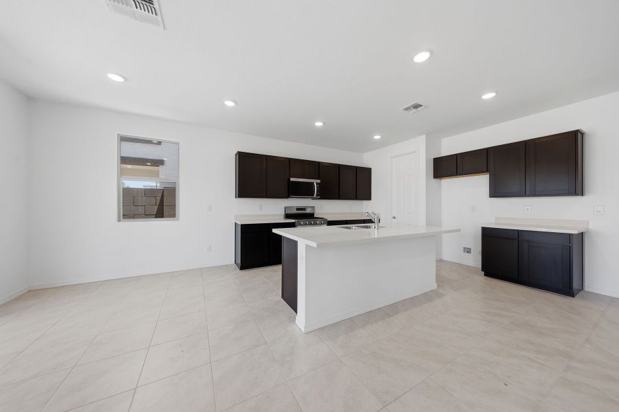 Representative furnished interior of a home built from the Pecan by Mattamy Homes in Baker Farms, Phoenix (Image 6).