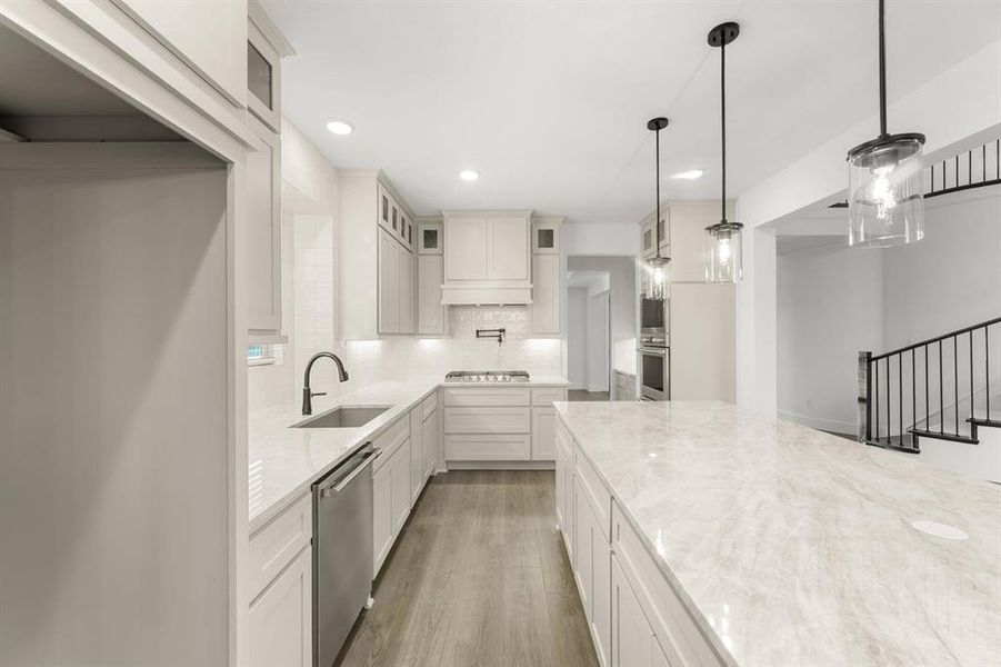 Furnished interior view inside a new home in Broadmoor Estates, Ovilla (Image 10).