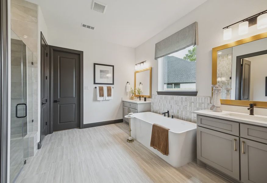 Plan 5042 primary bath - staged - 13 of 22