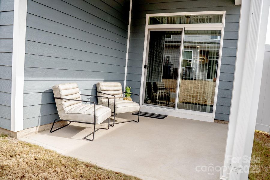 Exterior details and patio area of a home in Harrisburg Village, Harrisburg (Image 4).