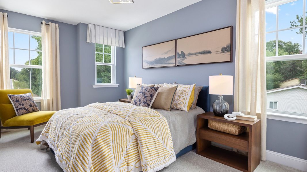Furnished interior view inside a new home in Sidney Creek Townhomes, Zebulon (Image 8).