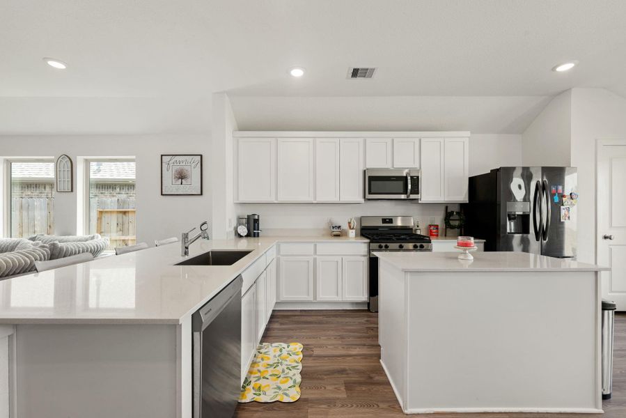 Furnished interior view inside a new home in , League City (Image 28).