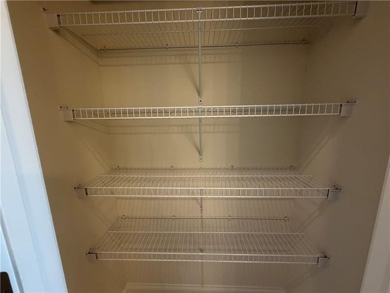 Spacious, unfurnished interior of a new home in , Jefferson (Image 34).