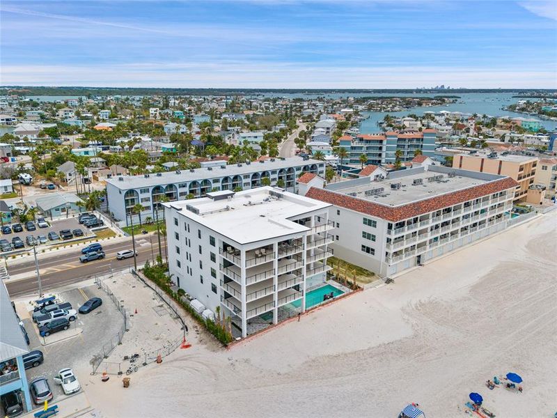 Condo located in Madeira Beach, FL showcasing its design and architecture (Image 5).