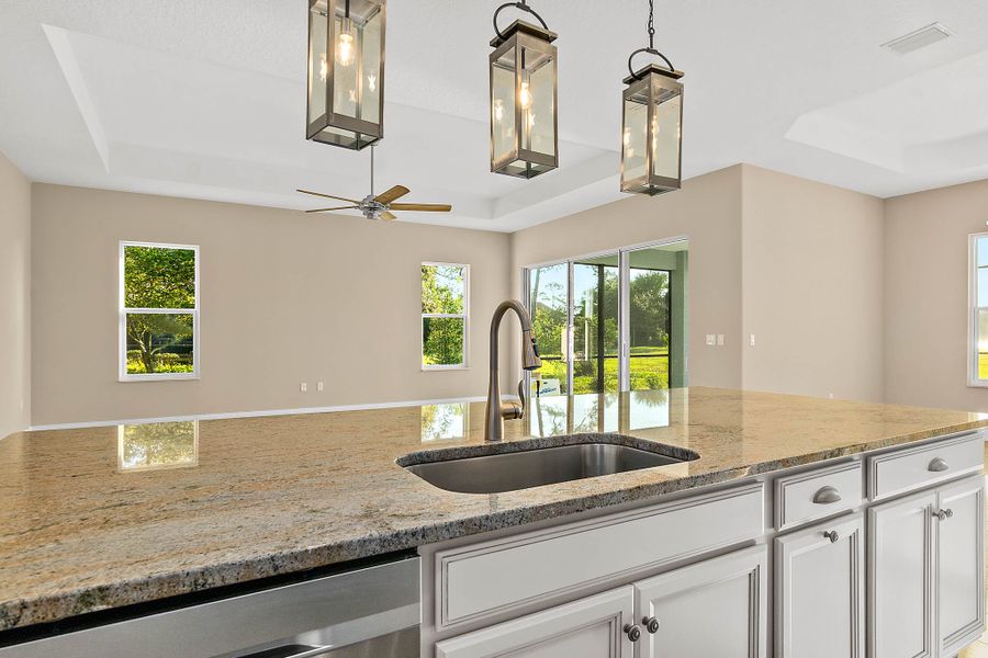 Muirfield with Bonus Kitchen Island Muirfield with Bonus Kitchen Island