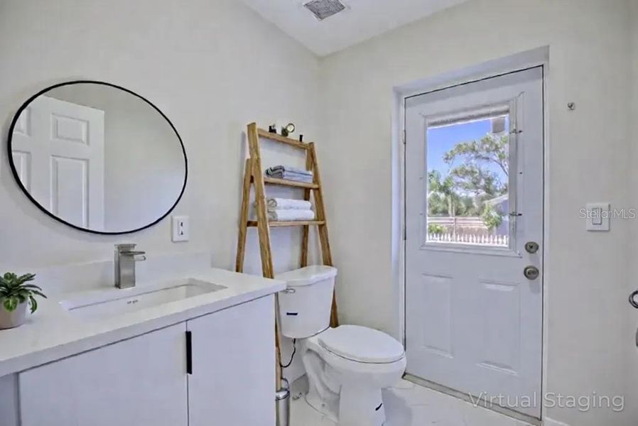 Furnished interior view inside a new home in , Avon Park (Image 17).