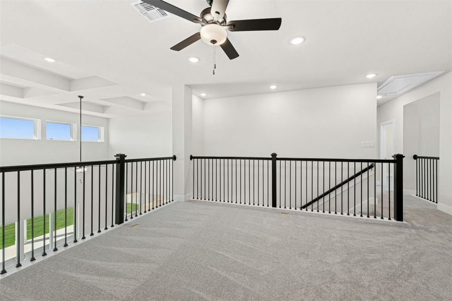 Spacious, unfurnished interior of a new home in Santa Rita Ranch, Liberty Hill (Image 38).