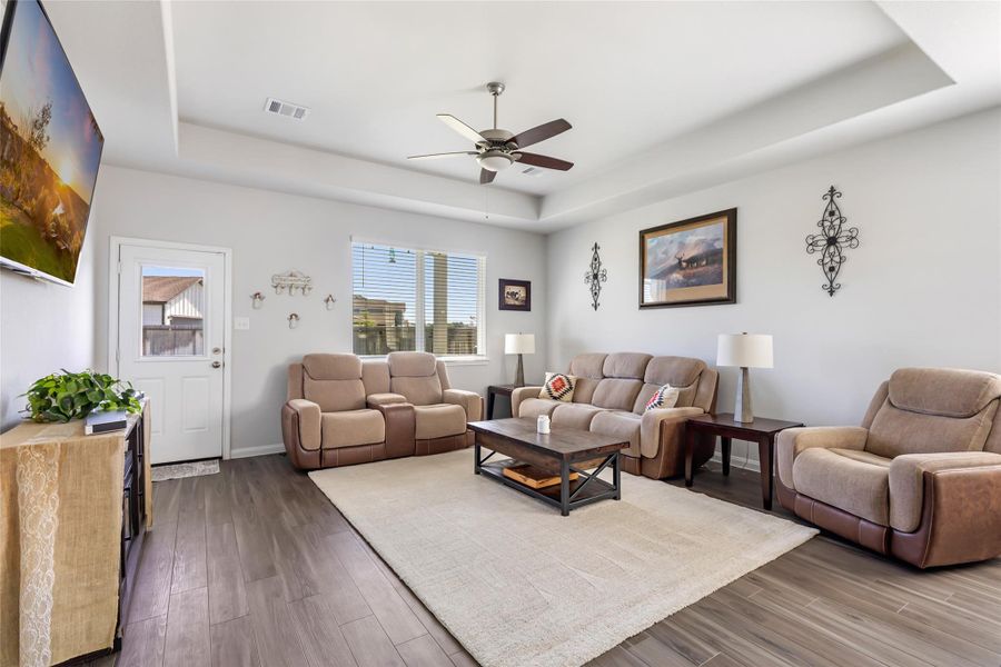 Furnished interior view inside a new home in Granger Pines, Conroe (Image 12).